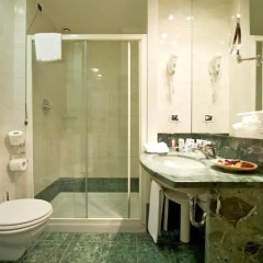 Hotel The Originals Turin Royal (ex Qualys-Hotel) 4* Стандартный номер с различными типами кроватей фото 3