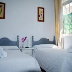 Отель Hostal La Muralla Номер категории Эконом с различными типами кроватей фото 6