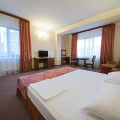 Аврора Отель 3* Люкс с различными типами кроватей фото 2