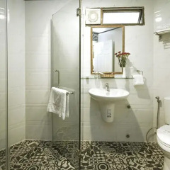 NEW STAR INN Boutique Hotel 2* Улучшенный номер с различными типами кроватей фото 4