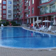 Отель Single Apartment in Global Ville Aparthotel Болгария, Солнечный берег - отзывы, цены и фото номеров - забронировать отель Single Apartment in Global Ville Aparthotel онлайн бассейн