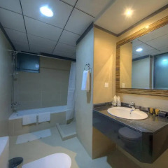 Отель Orchid Vue Дубай ванная фото 2