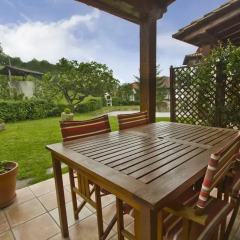 Отель Apartamentos Rurales Los Brezos*