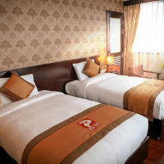 Halong Palace Hotel 4* Номер Делюкс с различными типами кроватей фото 3