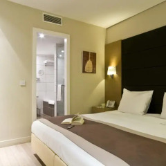 Отель B-aparthotel Grand Place 3* Представительский номер с различными типами кроватей фото 2