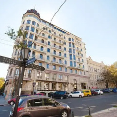 Гостиница Kinodom na Deribasovskoy парковка