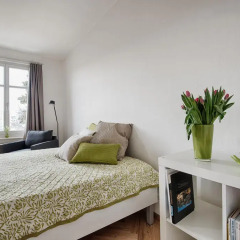 Отель Am Pavillon, Bed&Breakfast сейф в номере