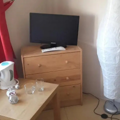 Hostel Lotniskowy Стандартный номер с двуспальной кроватью фото 5