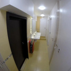 Гостиница HQ Hostelberry Кровать в общем номере с двухъярусной кроватью фото 36