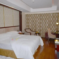 Halcyon Hotel & Resort 4* Номер Делюкс с различными типами кроватей
