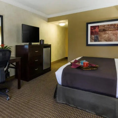 Отель Best Western Plus Carriage Inn 4* Стандартный номер фото 3