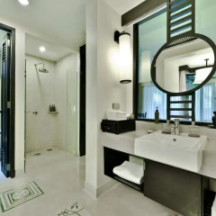 Отель Bhu Nga Thani Resort and Spa 4* Номер Делюкс с различными типами кроватей фото 34