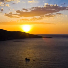 Отель Happy Cretan Suites Люкс с различными типами кроватей фото 9