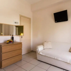 Hotel Rena 2* Улучшенный номер с различными типами кроватей фото 6