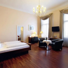 Hotel Deutsches Haus 3* Улучшенный номер с двуспальной кроватью фото 2