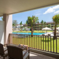 Отель Katathani Phuket Beach Resort 5* Номер Делюкс с двуспальной кроватью фото 14