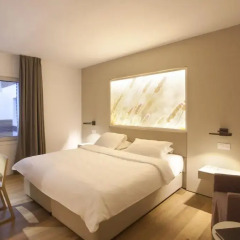 Classic Hotel 3* Стандартный номер с двуспальной кроватью фото 10