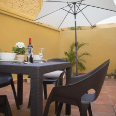 Отель SingularStays Botanico 29 Rooms Испания, Валенсия - отзывы, цены и фото номеров - забронировать отель SingularStays Botanico 29 Rooms онлайн гостиничный бар