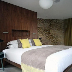 Апартаменты Hop Art House Serviced Apartments комната для гостей фото 4