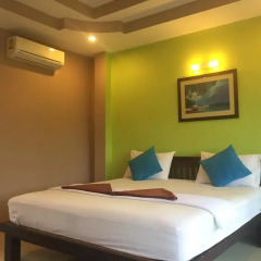 Baan Suan Ta Hotel 2* Улучшенный номер с двуспальной кроватью фото 31