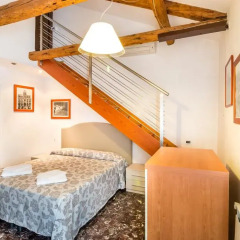 Отель Alloggio Ai Tre Ponti 2* Номер с общей ванной комнатой с различными типами кроватей (общая ванная комната)