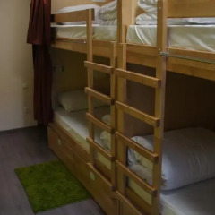 DREAM mini Hostel Odessa Кровать в женском общем номере