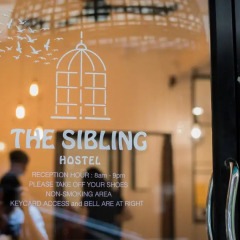 The Sibling Hostel Бангкок гостиничный бар
