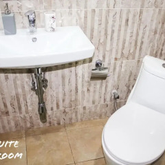 Отель Red Fox Guesthouse Стандартный номер с различными типами кроватей фото 3