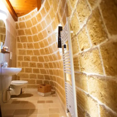 Отель Grandi Trulli Bed & Breakfast Альберобелло ванная