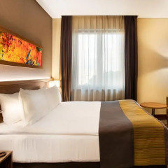 Отель Holiday Inn Istanbul - Kadikoy 4* Стандартный номер с различными типами кроватей
