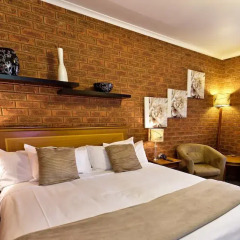 Отель Central Yarrawonga Motor Inn 3* Номер Делюкс с различными типами кроватей фото 6