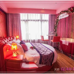 Angel Lover Theme Hotel Шэньчжэнь комната для гостей фото 4