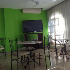 Отель Sea 'n Lake View Hotel Apartments Кипр, Ларнака - 1 отзыв об отеле, цены и фото номеров - забронировать отель Sea 'n Lake View Hotel Apartments онлайн питание