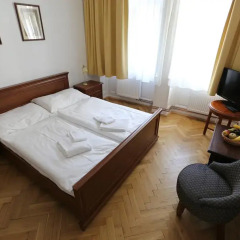 Hotel King George 3* Стандартный номер с двуспальной кроватью фото 2