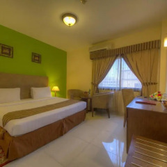 Hyde Park Hotel 2* Люкс с различными типами кроватей фото 4