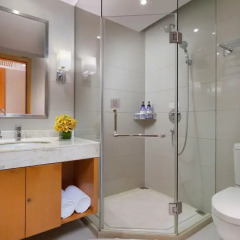 Отель Hangzhou Hua Chen International 4* Стандартный номер с различными типами кроватей фото 6