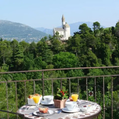 Отель Villa Kilauea B&B балкон