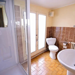 Hotel De La Vallee Париж ванная