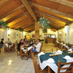 Отель Kosrae Nautilus Resort Федеративные Штаты Микронезии, Косраэ - отзывы, цены и фото номеров - забронировать отель Kosrae Nautilus Resort онлайн питание