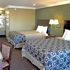 Отель Crystal Inn Suites & Spas 2* Стандартный номер с 2 отдельными кроватями фото 5