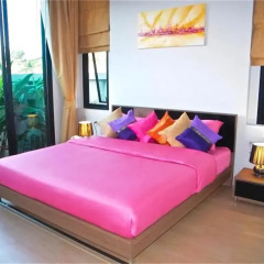 Отель Baan Bua Nai Harn 3 bedrooms Villa комната для гостей