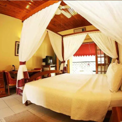 Charela Inn Hotel сауна