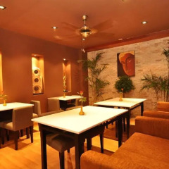 Hemingways Hotel фото 2