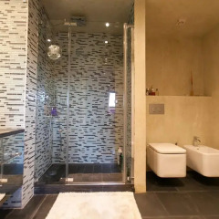 Отель Charming Penthouse with Private Terrace Лиссабон ванная