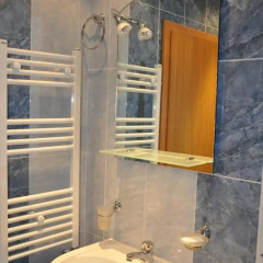 Отель Orpheus Apartments Болгария, София - отзывы, цены и фото номеров - забронировать отель Orpheus Apartments онлайн ванная