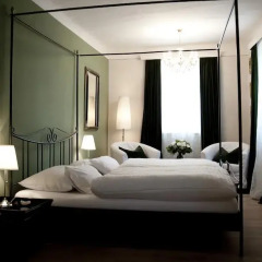 Отель Altstadhotel Amadeus 4* Полулюкс