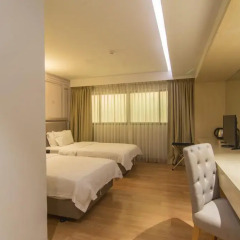 Thee Bangkok Hotel 3* Улучшенный номер с различными типами кроватей фото 6