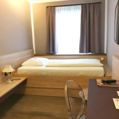 Отель KASERERBRAEU 4* Полулюкс