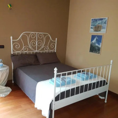 Отель Bed & Breakfast Asso Манерба-дель-Гарда комната для гостей фото 5