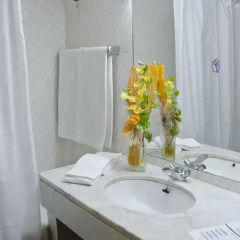 Hotel VIP Executive Zurique 3* Стандартный номер с различными типами кроватей фото 7